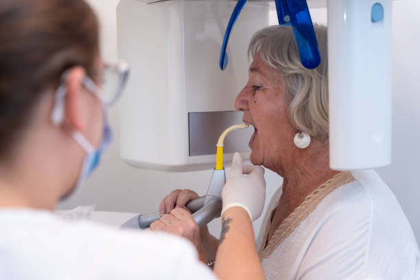 Best Emergency Dental Care for Broken or Chipped Teeth in Hicksville, NY